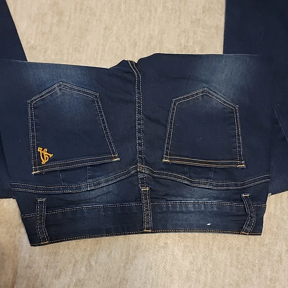 VIP JEANS - Picture 2 of 2